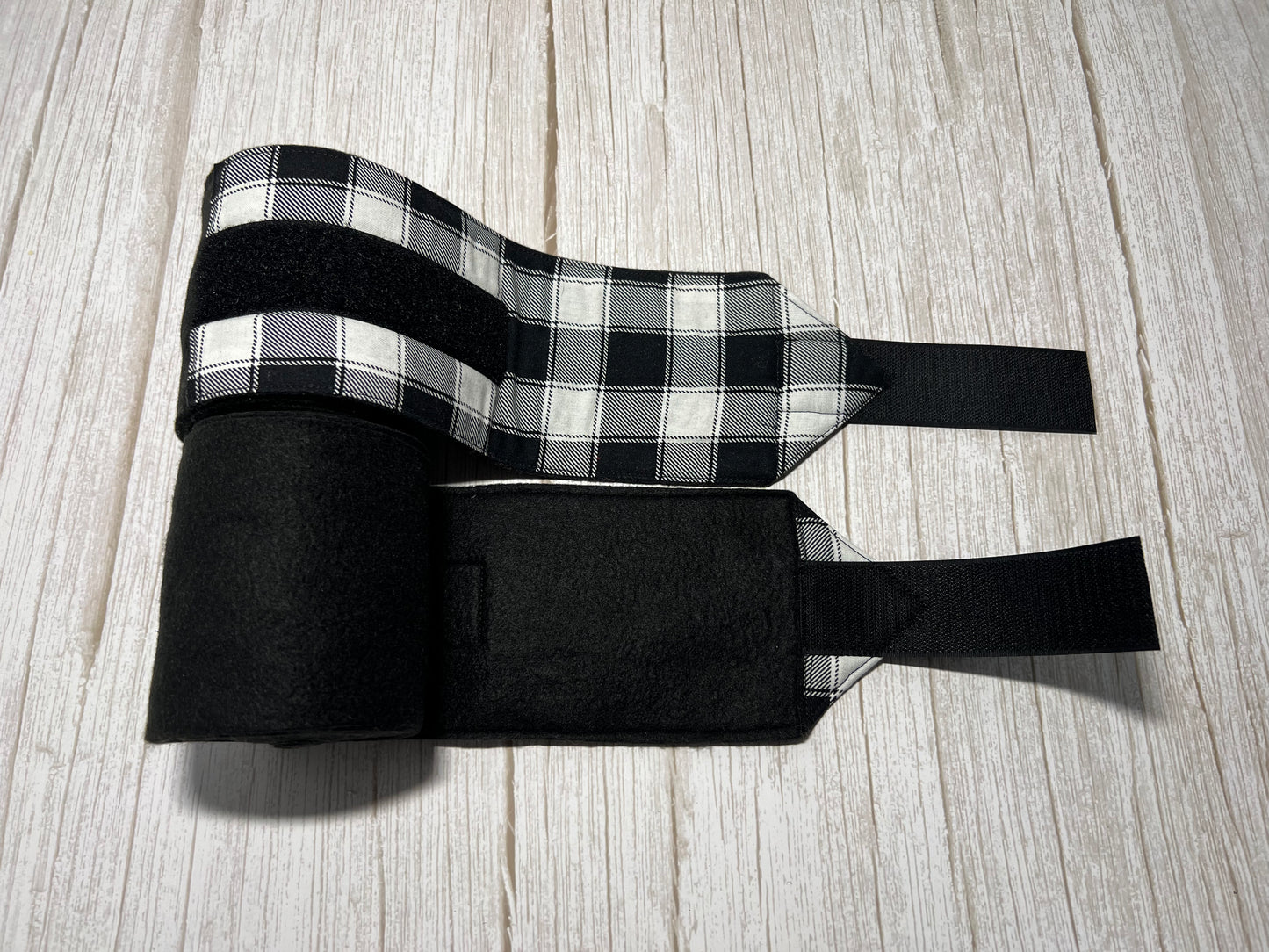 Set of 2 Horse Polo Wraps - Black with Plaid