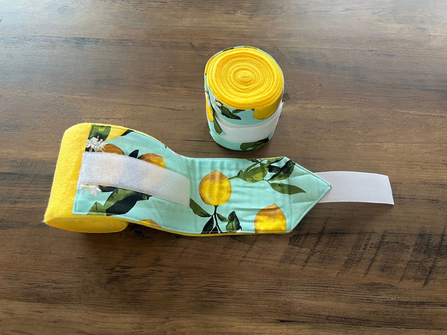 Set of 2 Horse Polo Wraps - Yellow with Lemons