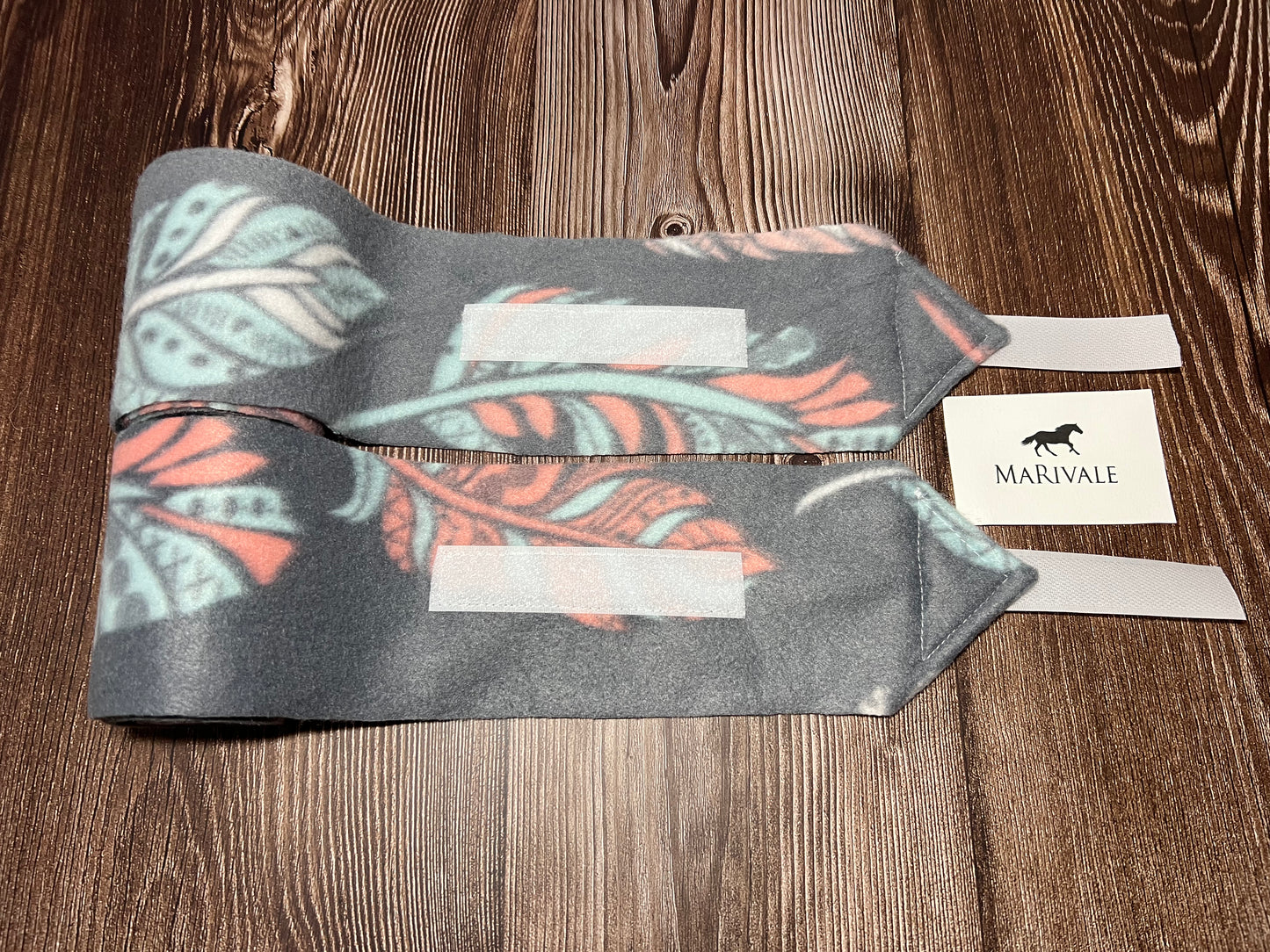 Lot de 2 polos pour poney - Gris avec plumes