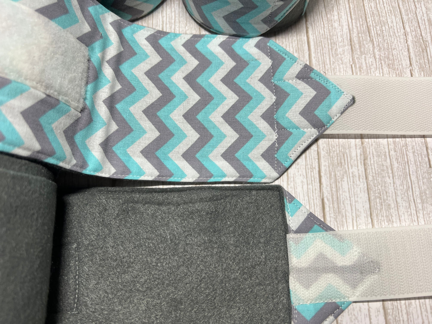 Set of 4 Horse Polo Wraps - Grey with Chevron Design
