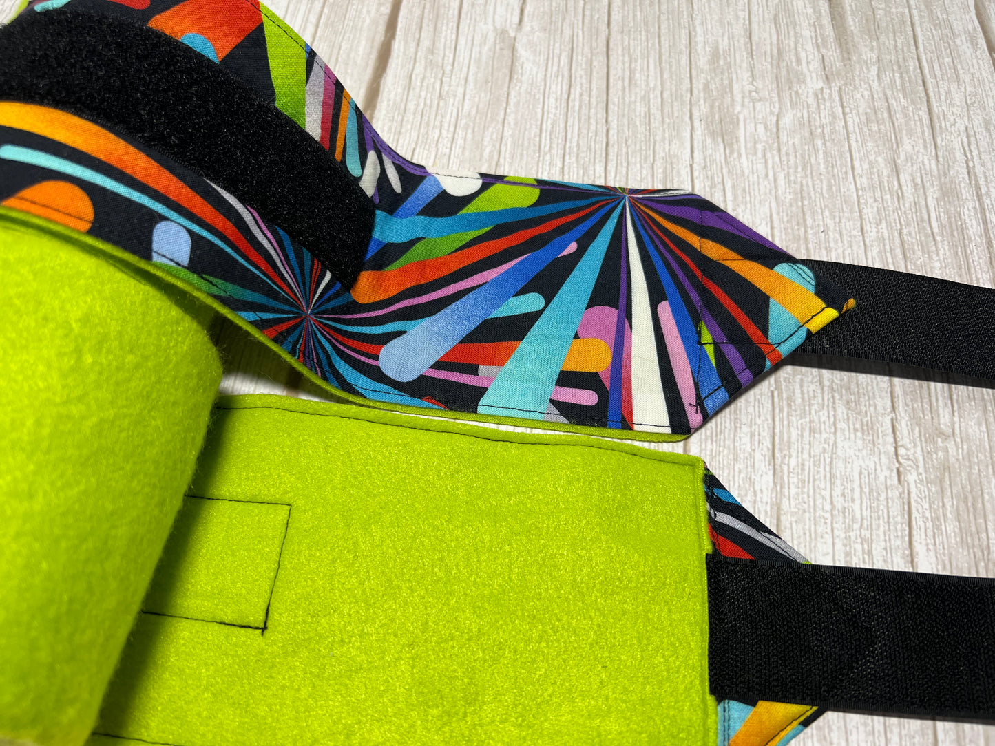 Lot de 2 polos pour chevaux - Vert citron avec motif coloré