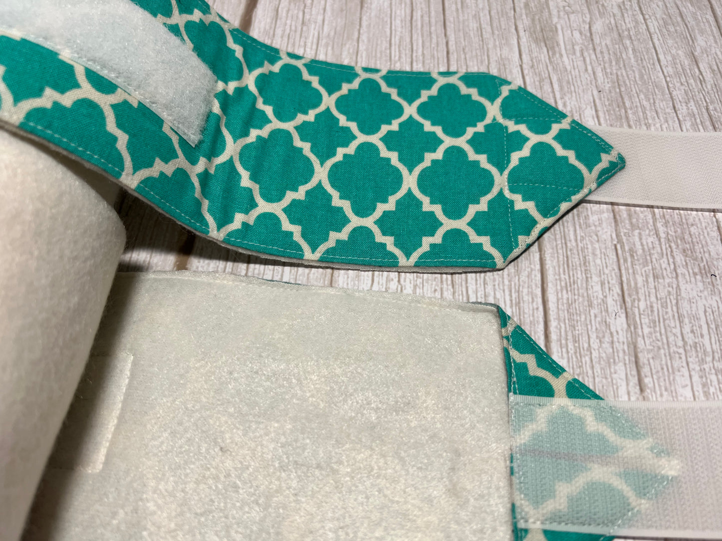 Set of 2 Horse Polo Wraps - White with Geometric Design