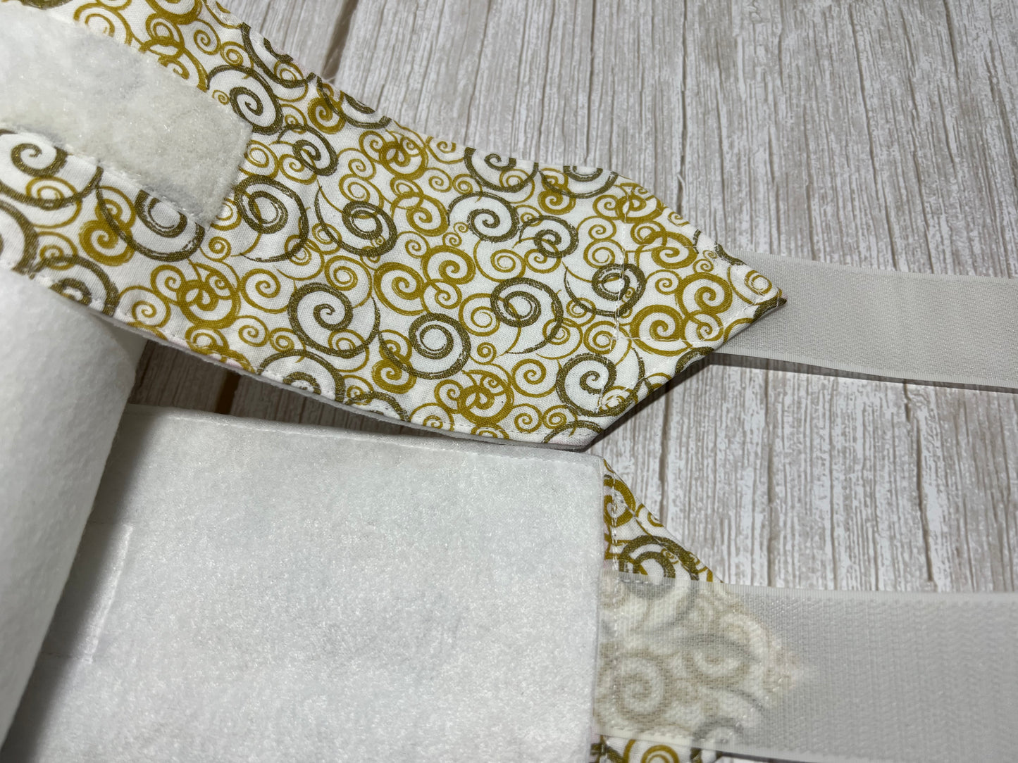 Set of 2 Horse Polo Wraps - White with Gold Spirals Design