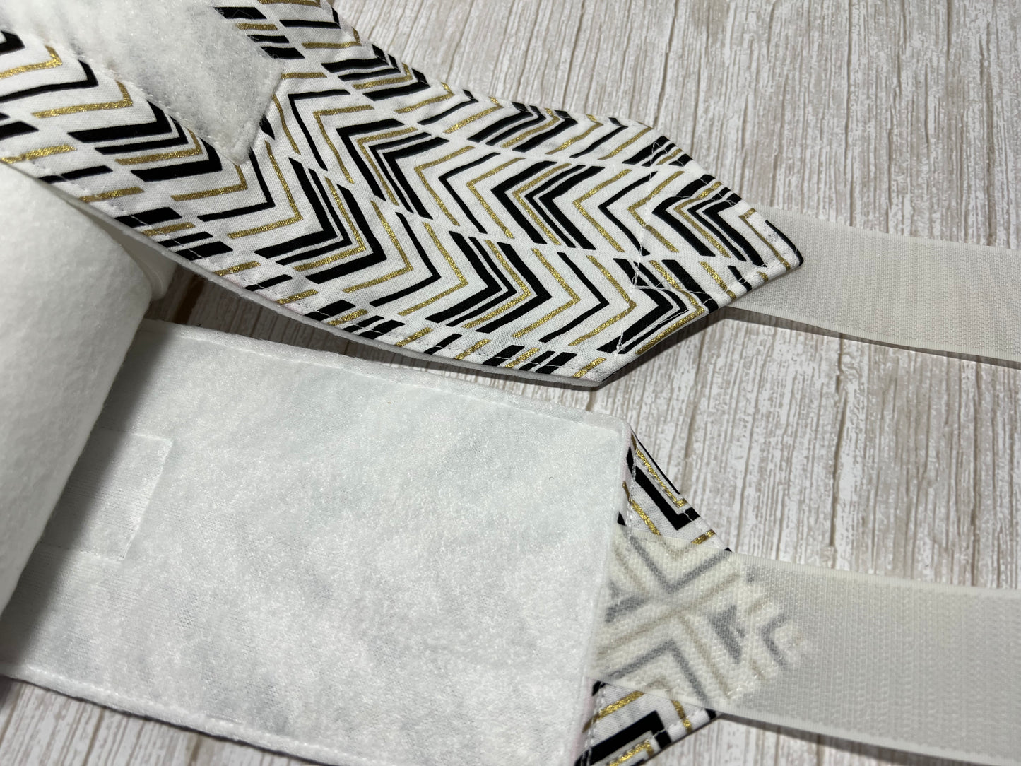 Set of 2 Horse Polo Wraps - White with Black Gold Design
